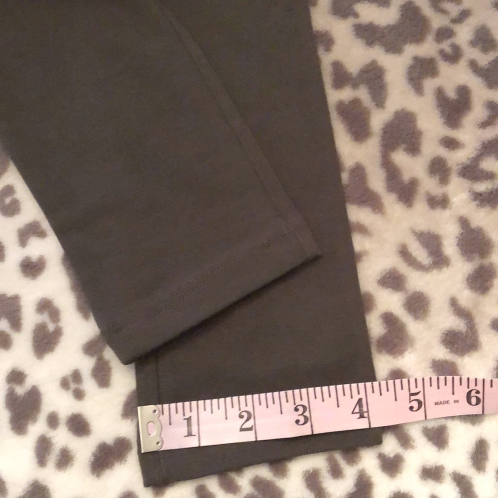 Zenana Premium Moto Leggings Dark Green Size Medium - Picture 12 of 17